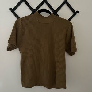 Ribbed Faux-turtleneck Short-sleeve Top